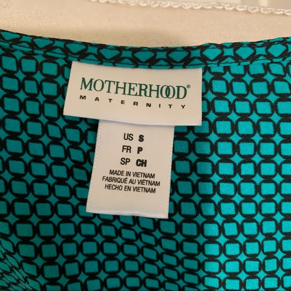 Motherhood maternity black & green women’s v neck ruffle blouse size small - Picture 2 of 5